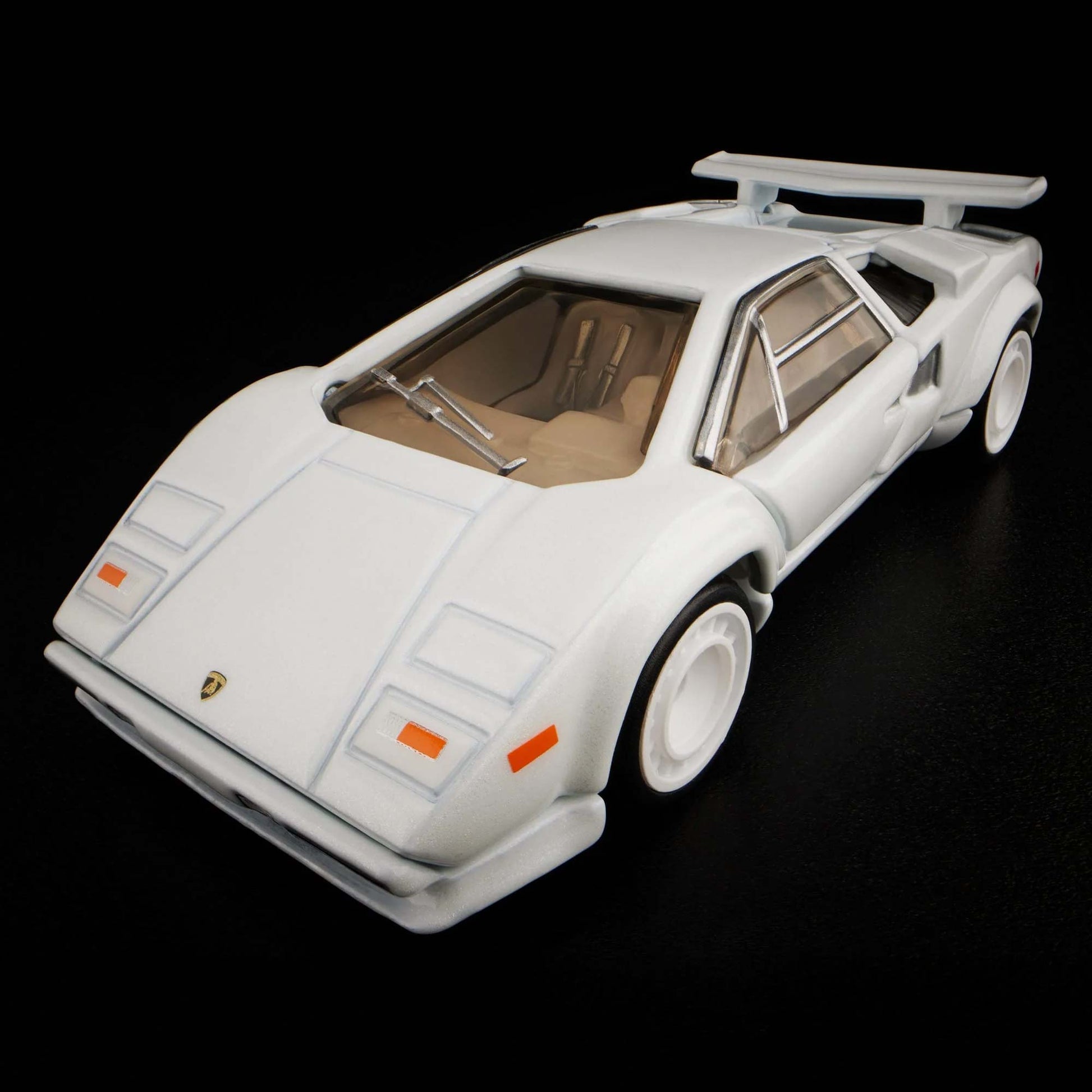 Hot Wheels RLC Exclusive 1982 White Lamborghini Countach LP 500 S